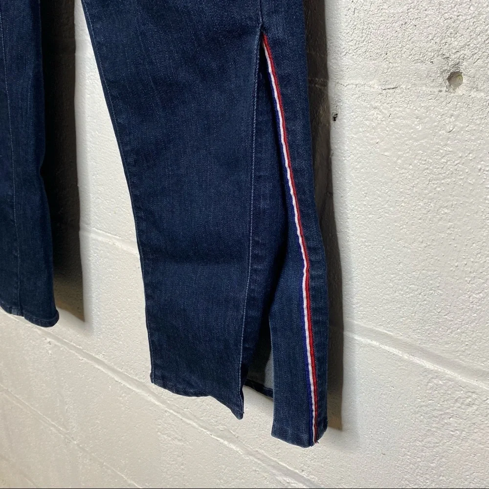 Parker Smith Peekaboo Split Hem Side Stripe Jeans in Baltic Dark Wash Size 28